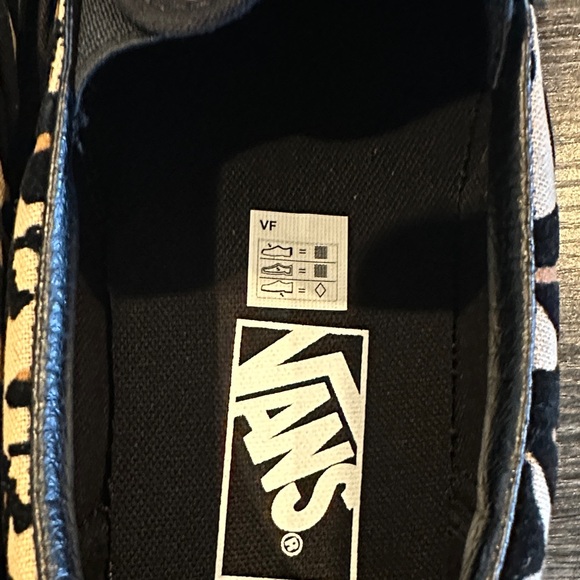 Vans Special Edition Skull Leopard Print Slip-On Shoes NWT 🏴‍☠️🐆 - Picture 6 of 10